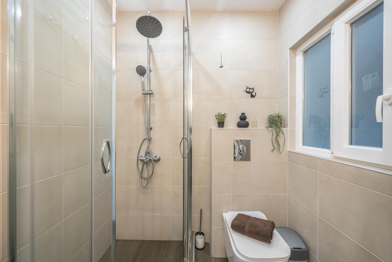 אתונה Superb Acropolis View 3Bd Apt In Historical Center מראה חיצוני תמונה